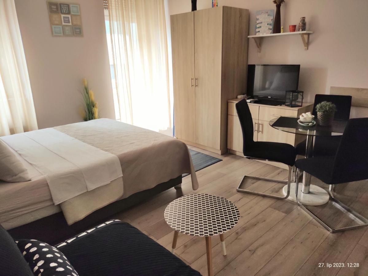 Cozy Ap Rubin, Centre, Fully Furnished, Free Wifi *