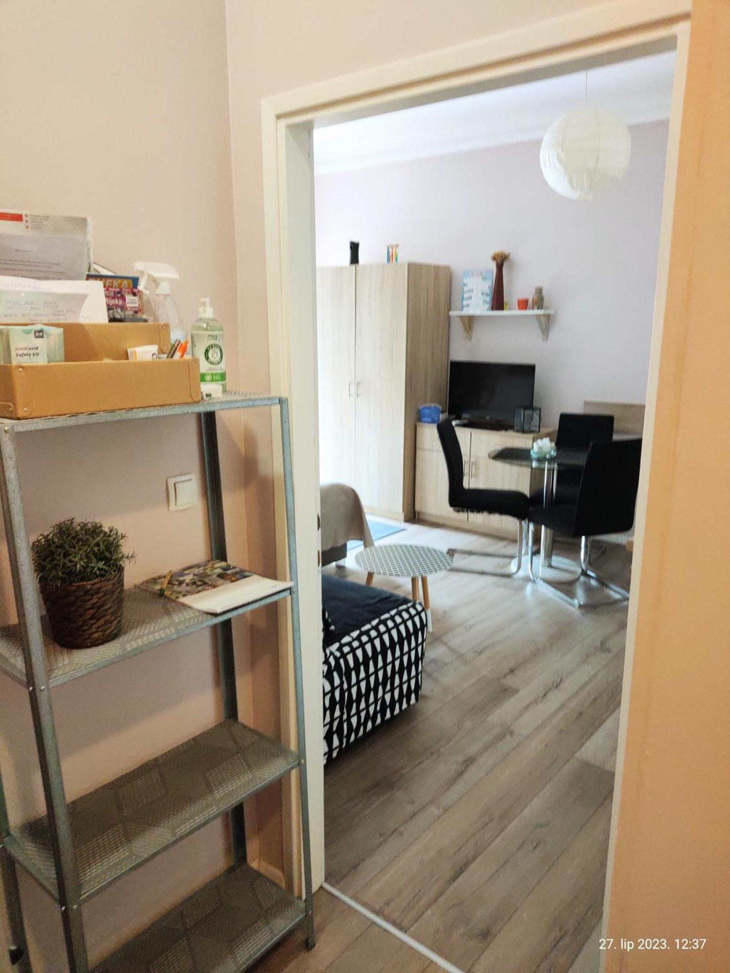 Cozy Ap Rubin, Centre, Fully Furnished, Free Wifi Apartment