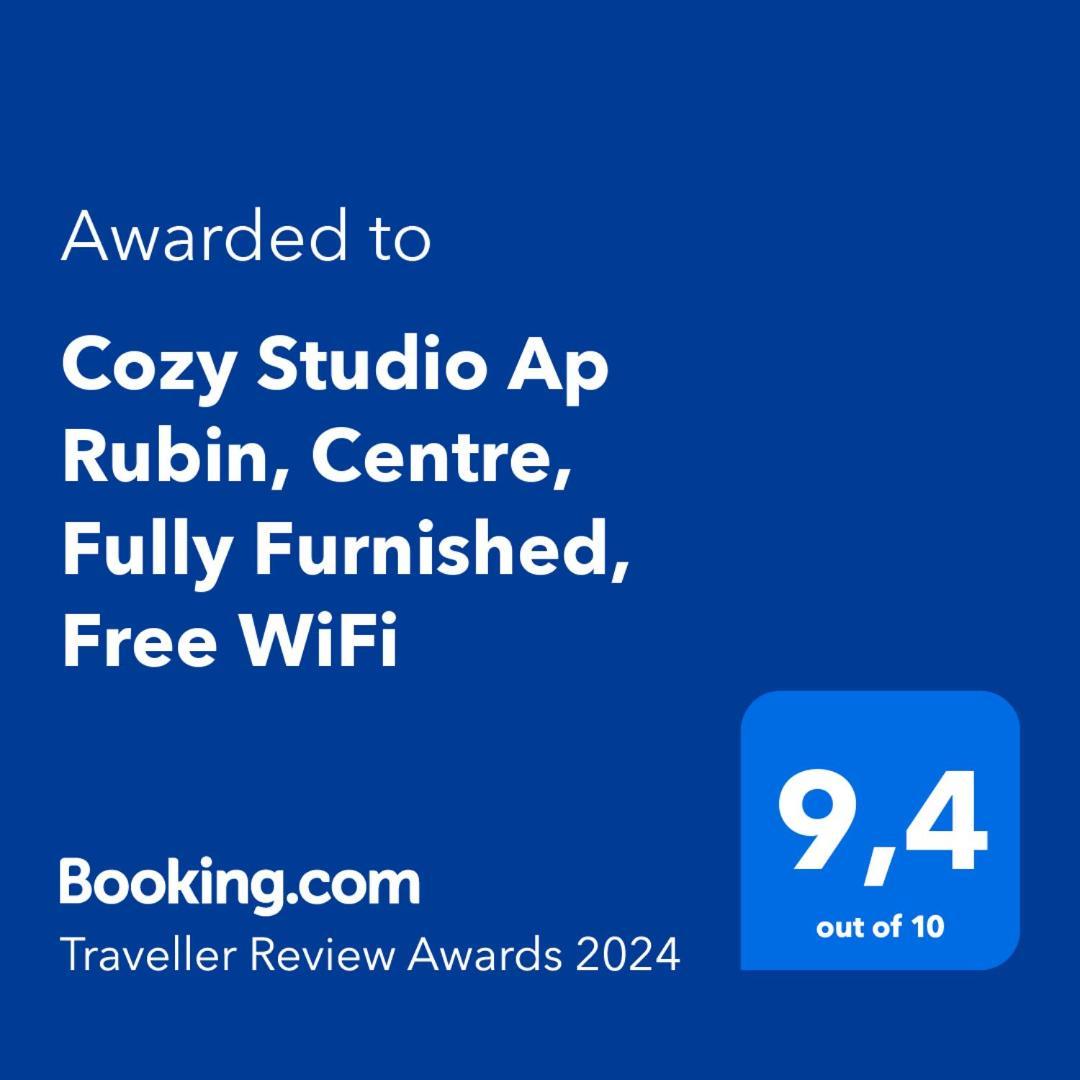 Cozy Ap Rubin, Centre, Fully Furnished, Free Wifi Apartment *