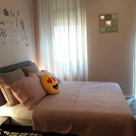 Cozy Studio Ap Rubin, Centre, Fully Furnished, Free Wifi Rijeka Exterior foto